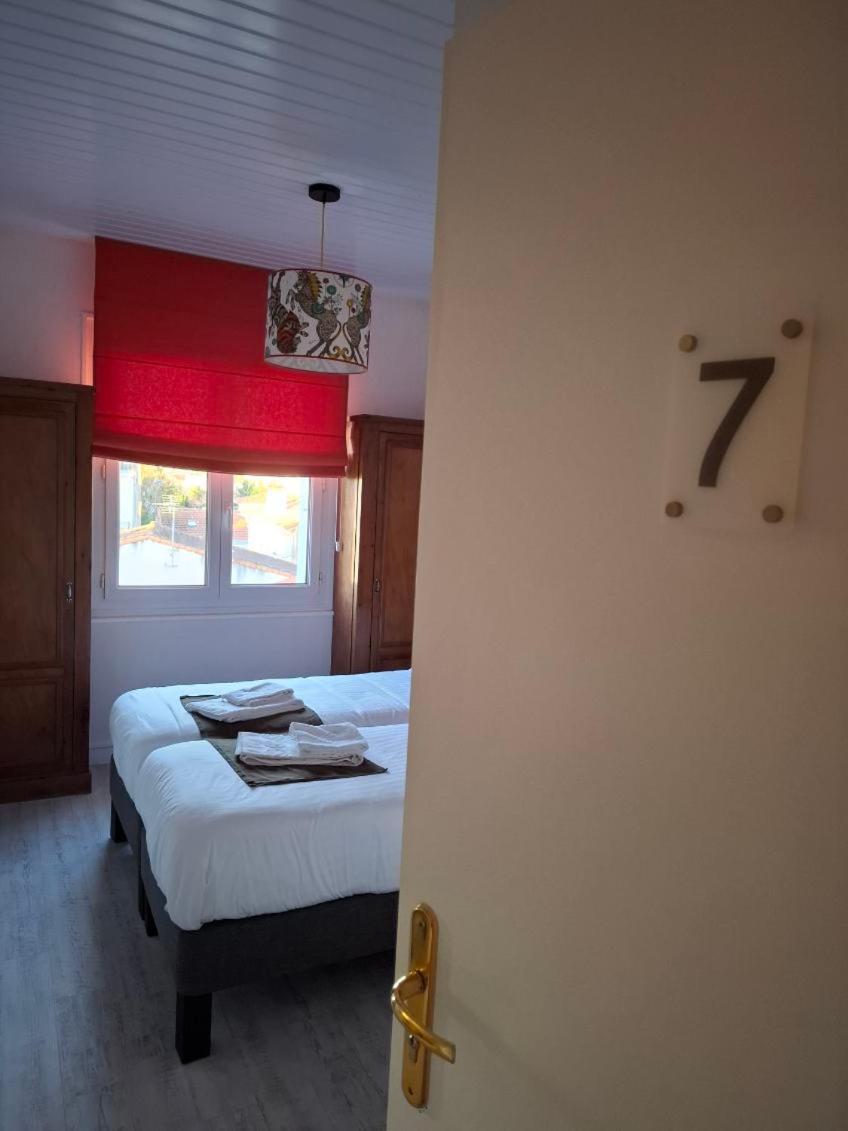 Le Crist'Al, Hotel Familial, Climatise, En Front De Mer Saint-Georges-de-Didonne Phòng bức ảnh